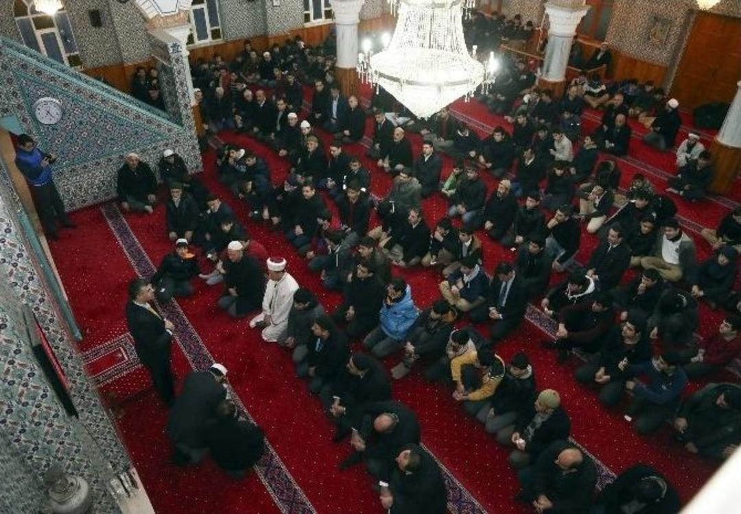 Başkan Keskin&rsquo;den Esnafa Sabah S&uuml;rprizi