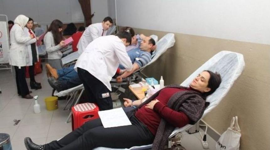 Kan Bağışında Kendi Rekorlarını Kırmak İstiyorlar