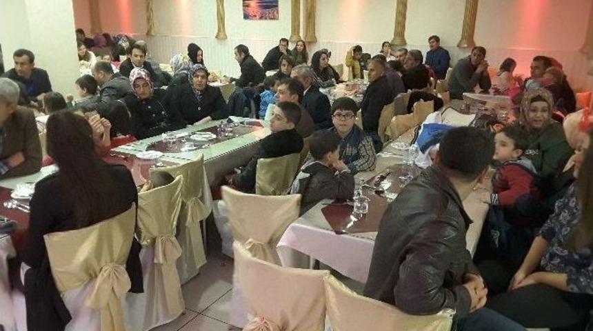 Eğitim Bir-sen &Uuml;yeleri G&ouml;lbaşı İl&ccedil;esinde Bir Araya Geldi