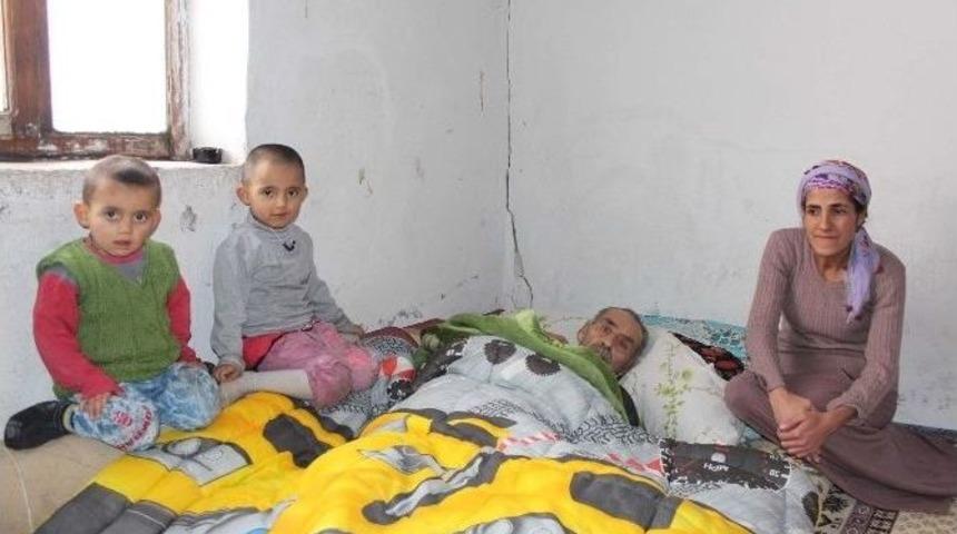 Zor Durumdaki Aile Yardım Bekliyor