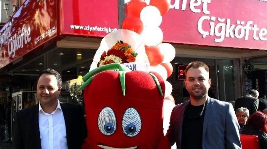 Gazeteci İki Arkadaş Birlikte İşyeri A&ccedil;tı