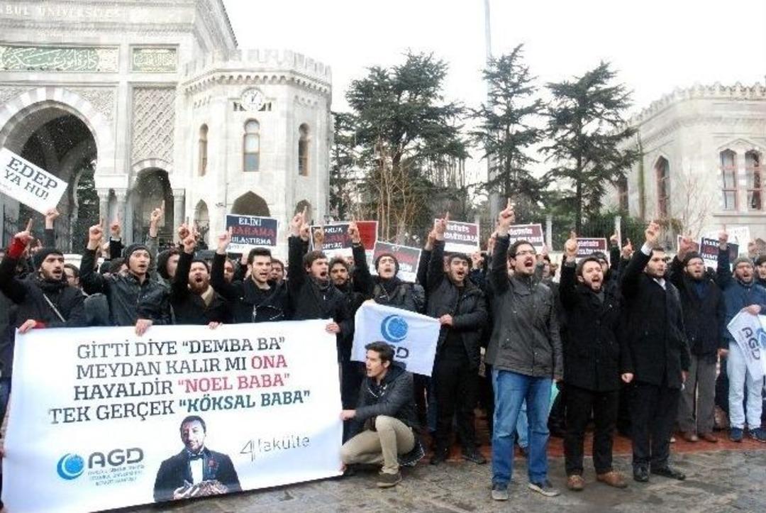&Uuml;niversite &Ouml;ğrencilerinden "yılbaşı" Protestosu