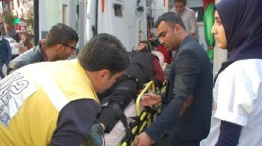 Otomobil Yayaya &Ccedil;arptı: 1 Yaralı