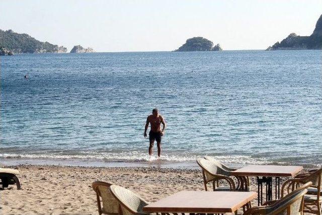 Türkiye’de Kar Marmaris’te Bahar