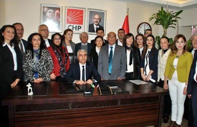 Aydın Chp’de İnci Koltuğu Saatçi’den Devir Aldı