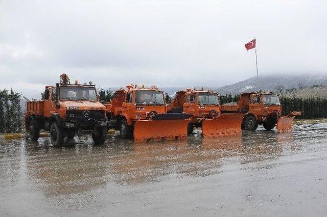 Yalova’ya Yılın İlk Karı Düştü