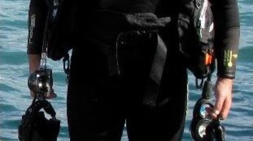 Kaymakam Gyrocopter İle &Ccedil;eşme Semalarında U&ccedil;tu