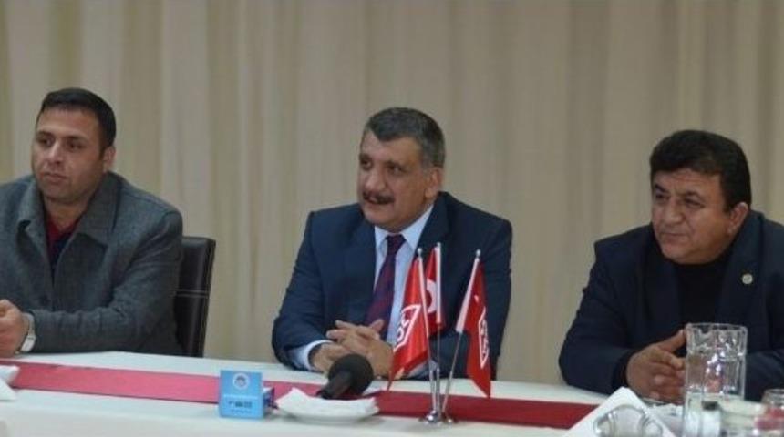 Başkan Selahattin G&uuml;rkan, Muhtarlarla Bir Araya Geldi