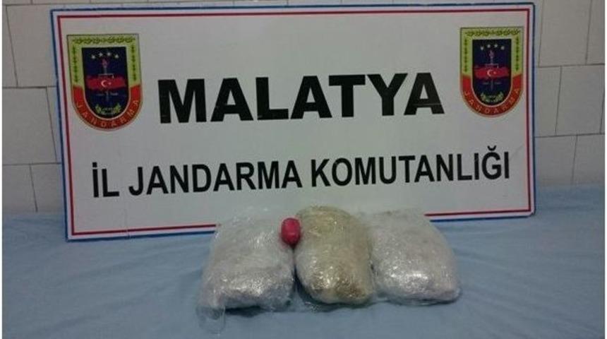 Malatya’da Esrar Ve Kaçak Sigara Ele Geçirildi