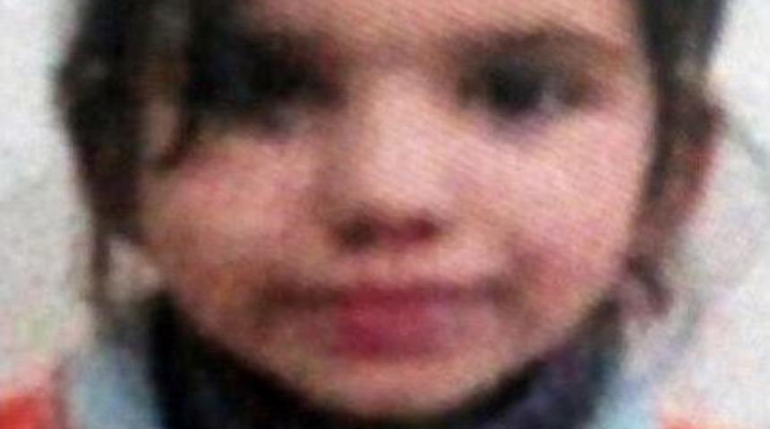 Dolmuş Okul &Ouml;n&uuml;nde &Ouml;ğrenciyi Ezdi