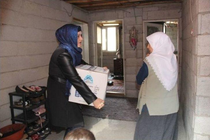 Eyyübiye Belediyesi Dar Gelirli Ailelere Ulaşmaya Devam Ediyor G3