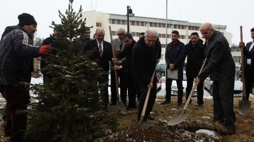 Atat&uuml;rk &Uuml;niversitesi&rsquo;nde Elektronik Belge Y&ouml;netim Sistemi Lansman Programı
