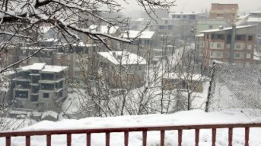 Hakkari&rsquo;de Okullar Tatil Edildi