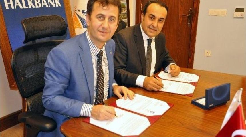 Gt&uuml; Ve Halk Bankası &rsquo;girişimcilerle İşbirliği&rsquo; Protokol&uuml; İmzaladı