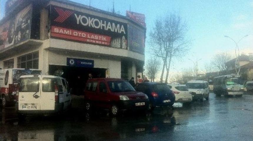 Kar Y&uuml;z&uuml;n&uuml; G&ouml;sterdi, Lastik&ccedil;iler Doldu