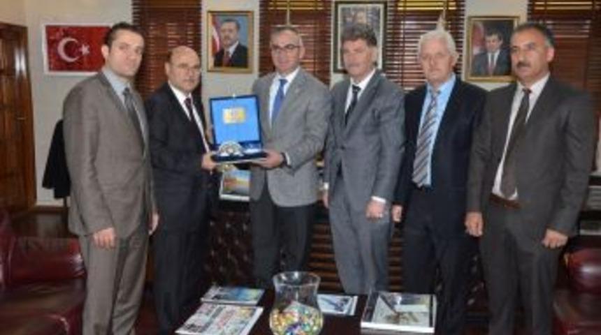 Bem-bir-sen Genel Başkanı Türbay’dan Başkan Yılmazer’e Ziyaret