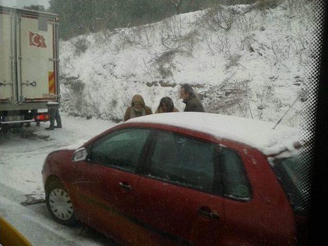 Bursa Mudanya Karayolu Kapandı