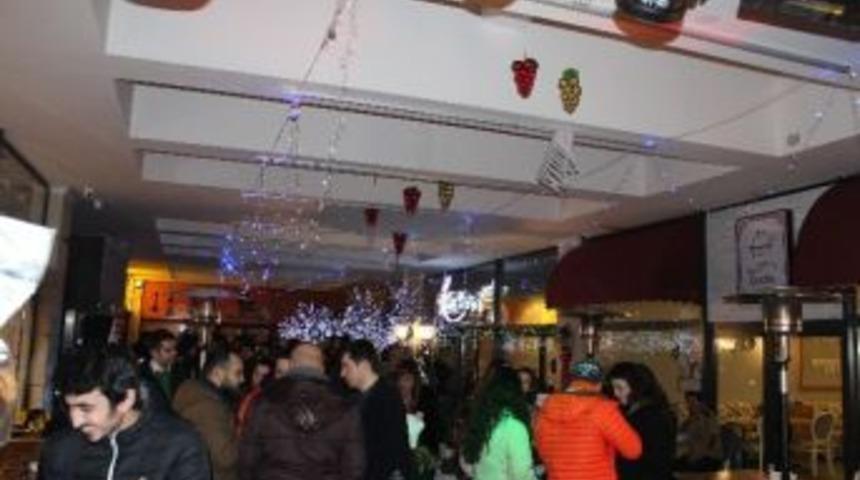 Arsia G&ouml;rkemli Bir Partiyle Ankaralılara Ve Yeni Yıla Merhaba Dedi