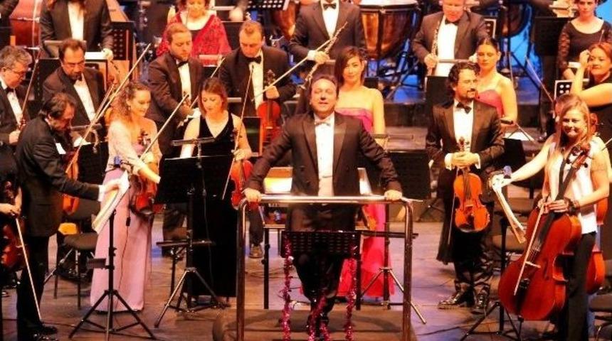 Antdob Yeni Yıl Konseriyle 2015&rsquo;e Veda Etti