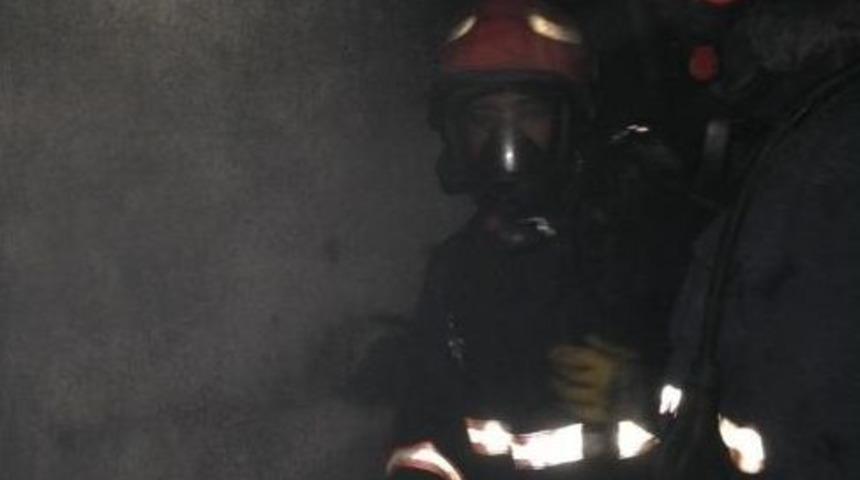 Sakarya&rsquo;da Ev Yangını