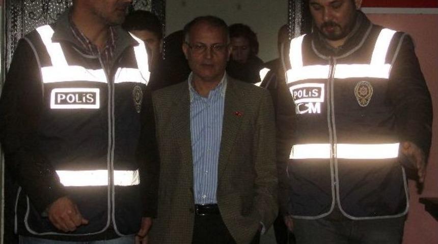 Eski Emniyet M&uuml;d&uuml;r&uuml;ne Ev Hapsi