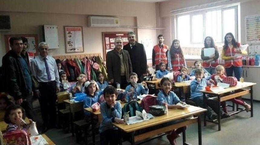 Aydın Kızılay&rsquo;dan Okullara Anlamlı Takvim