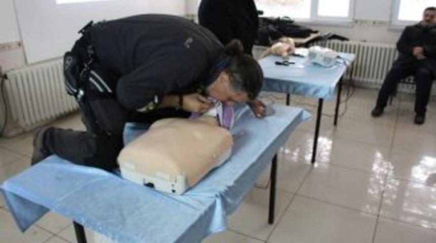 Ego Şof&ouml;rlerine &ldquo;ilk Yardım&rdquo; Eğitimi