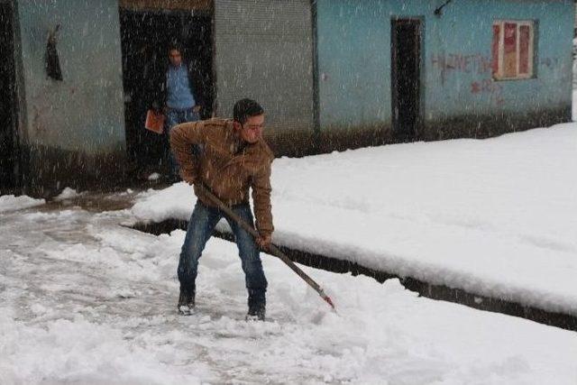 Şırnak’ta Okullara Kar Tatili