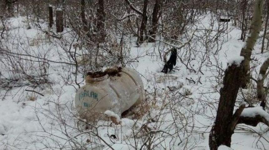 &Ouml;rg&uuml;t&uuml;n Gıda Deposu İmha Edildi