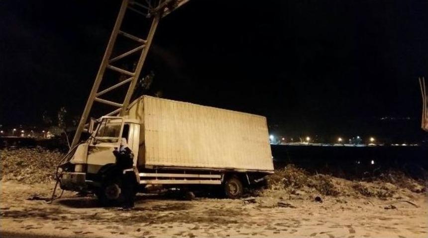 Faciayı Tabela &Ouml;nledi