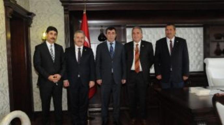 B&ouml;lge Milletvekillerinden Kalkınma Bakanı Cevdet Yılmaz&rsquo;a Ziyaret