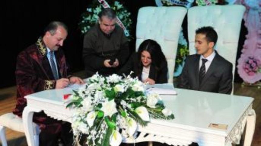 2015&rsquo;de 4 Bin Nikah