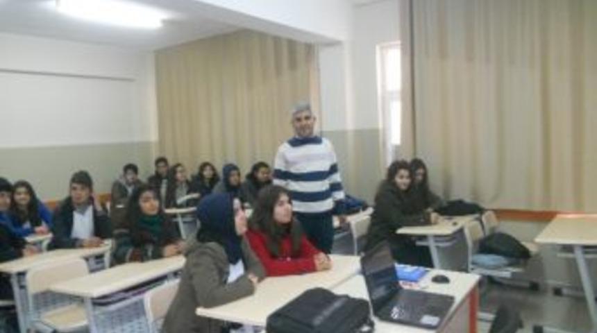 G&ouml;lbaşı&rsquo;nda &Ouml;ğrencilere İş Sağlığı Ve G&uuml;venliği Semineri Verildi