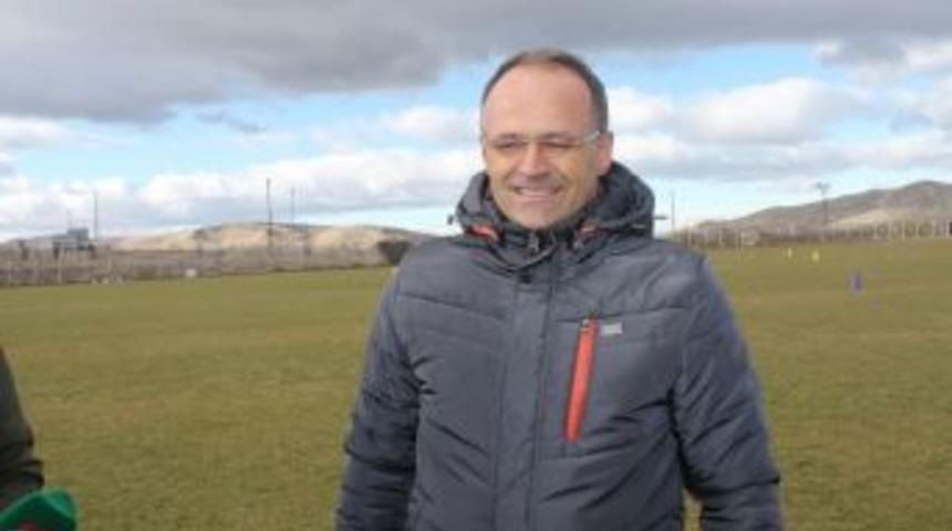 Buz: "5 Ya Da 6 Oyuncu Takviyesi Yapacağız"