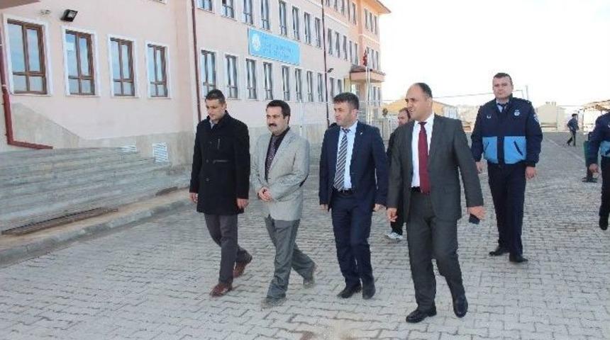 Beyşehir Belediyesi&rsquo;nden Okul Bah&ccedil;esi D&uuml;zenlemesi