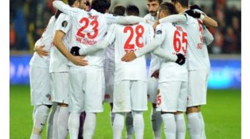 Eskişehirspor, Son 8 Sezonun En K&ouml;t&uuml; İlk Yarısını Geride Bıraktı
