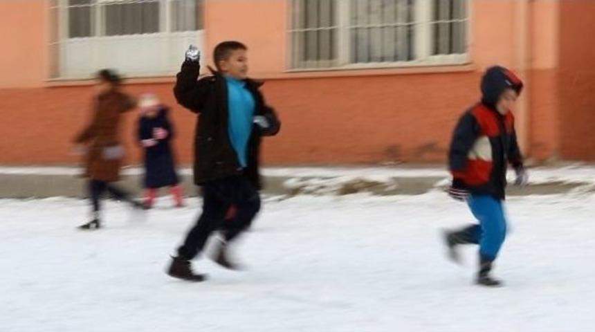 Tavşanlı&rsquo;ya Yılın Son Karı Yağdı