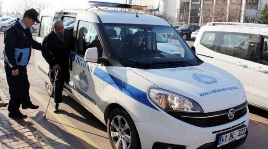 Sokakta Kalanlara B&uuml;y&uuml;kşehir&rsquo;den Yardım