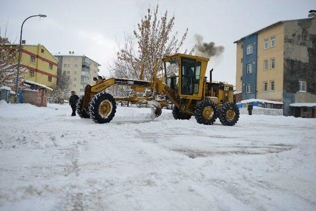 Yakutiye, Dört Bir Yandan Kar Çalışması Yapıyor