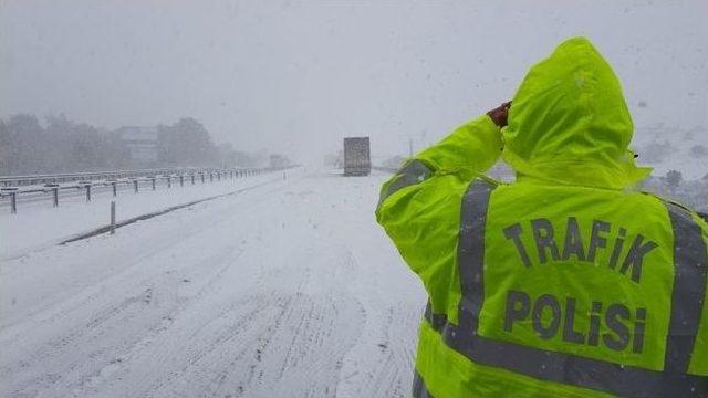 Bursa İzmir Yolu Zaman Zaman Kapanıyor