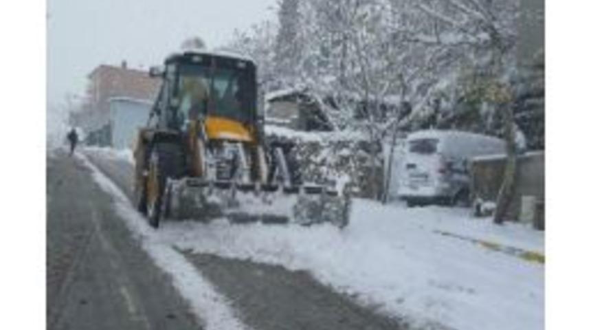 Başkan Toltar &ldquo; Ekiplerimiz Karla M&uuml;cadelede Teyakkuzda Olacaklar&rdquo;