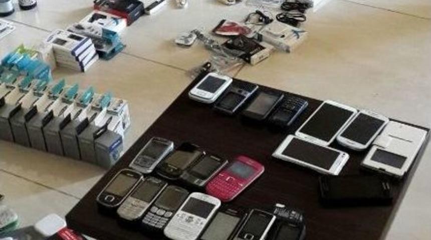 Telefon Hırsızları Devriye Ekiplerine Takıldı