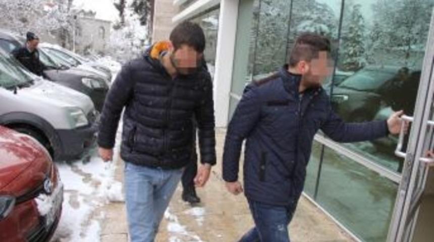 Hastanede Doktora Saldırıya 2 G&ouml;zaltı