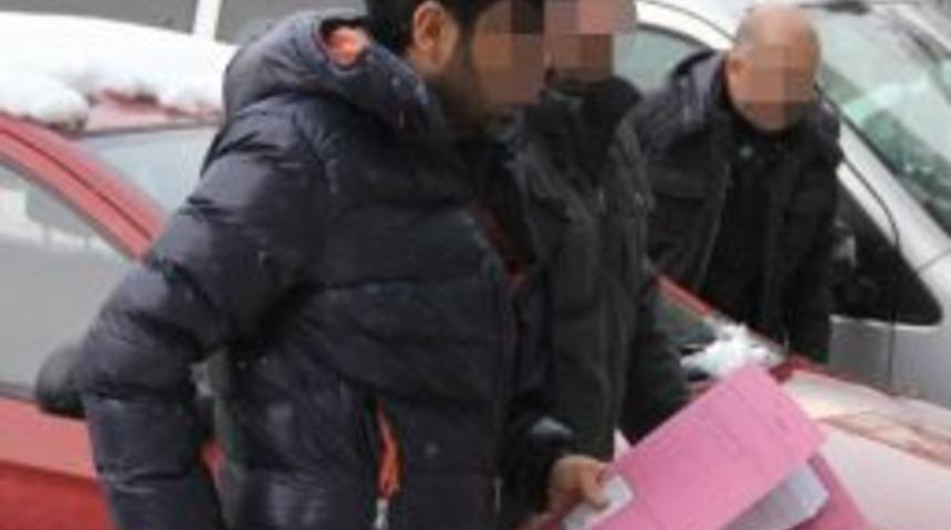 Ka&ccedil;ak Sigaraya G&ouml;zaltı