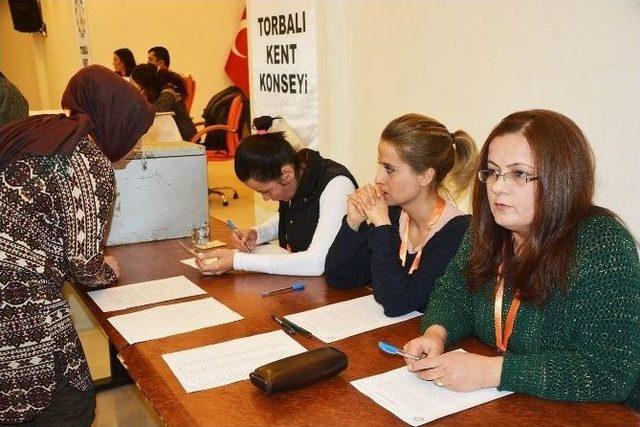 Torbalı Kent Konseyi Kadın Meclisi Başkanını Seçti