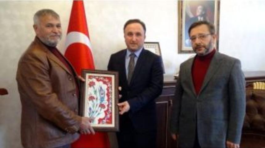 Ensar Vakfı&rsquo;ndan M&uuml;d&uuml;r Coşkun Esen&rsquo;e Tebrik Ziyareti