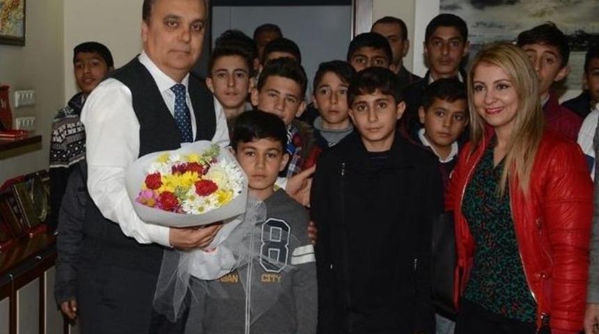 &Ouml;ğrencilerden Emniyet M&uuml;d&uuml;r&uuml;ne Ziyaret