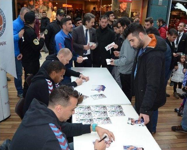 Trabzonspor Medical Park Basketbol Takımı, Taraftarlarla Buluştu