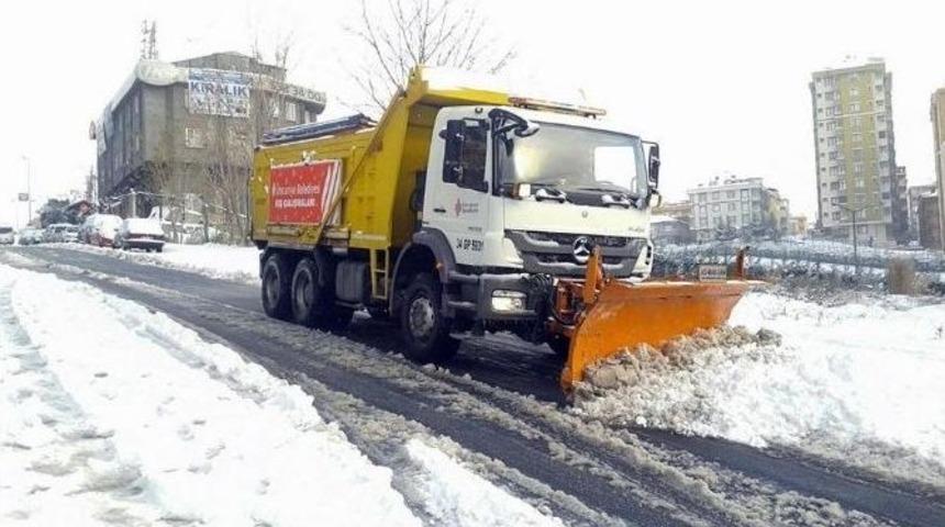 &Uuml;mraniye Belediyesi&rsquo;nde Kar Seferberliği