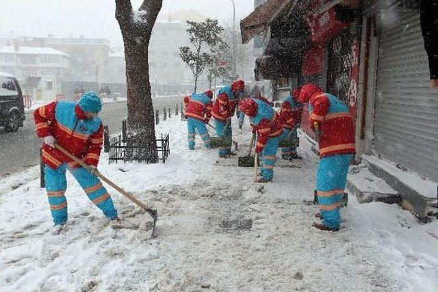 Ümraniye Belediyesi’nde Kar Seferberliği